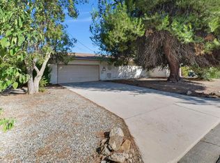 27060 Blue Hill Dr, Menifee, CA 92586
