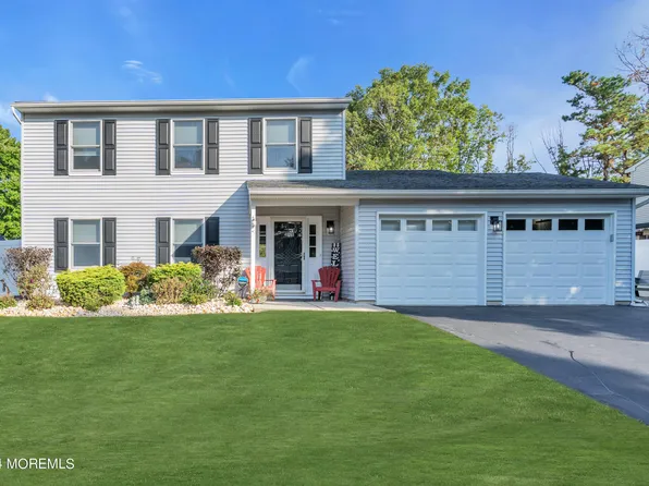 6 Kiwi, Howell, NJ 07731