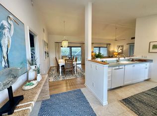 458 Lake Murex Cir, Sanibel, FL 33957