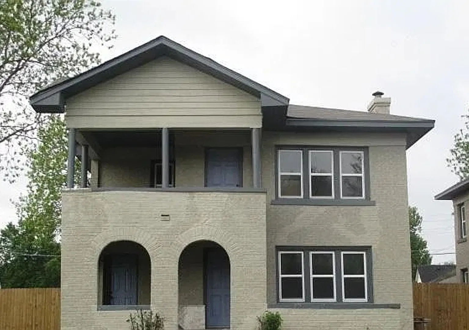 2404-2406 NW 20th St Duplex — Photo 1