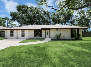 4703 Quail Hollow Dr, Baytown, TX 77521