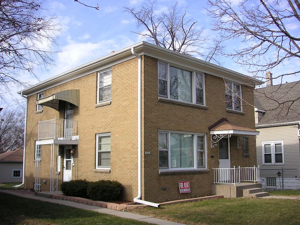 2nd image of 2241 S 77th St