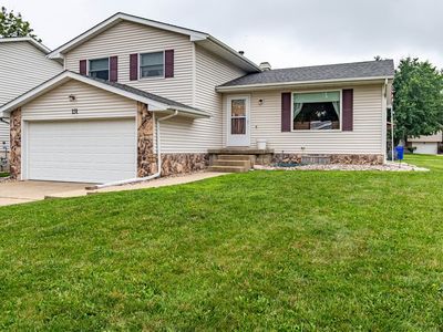 131 White Pines Cir, Decatur, IL, 62521