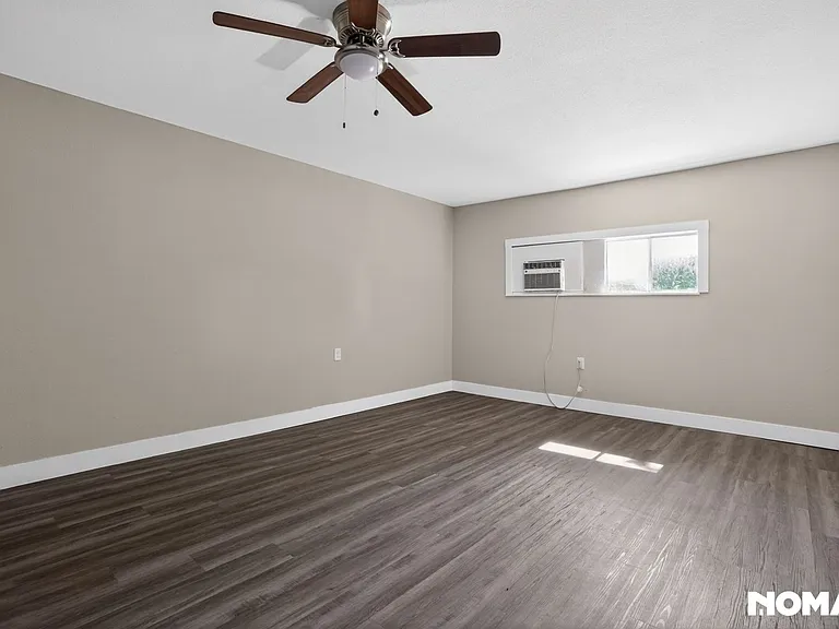 1623 Harness Ln — Photo 12