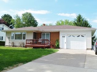 912 W Broadway St, Viroqua, WI 54665