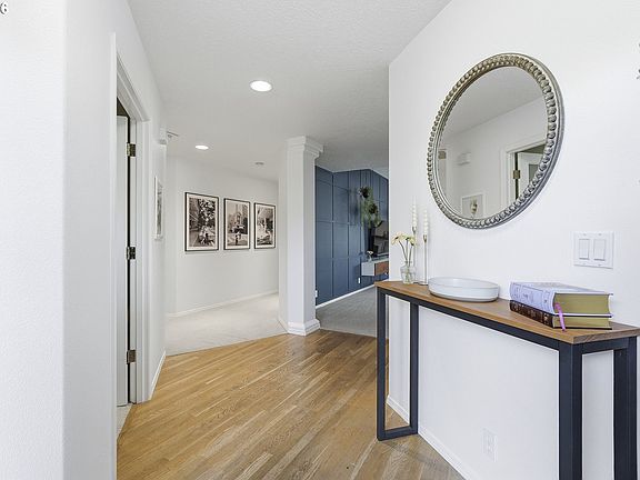 3rd image of 1433 Begonia Ave