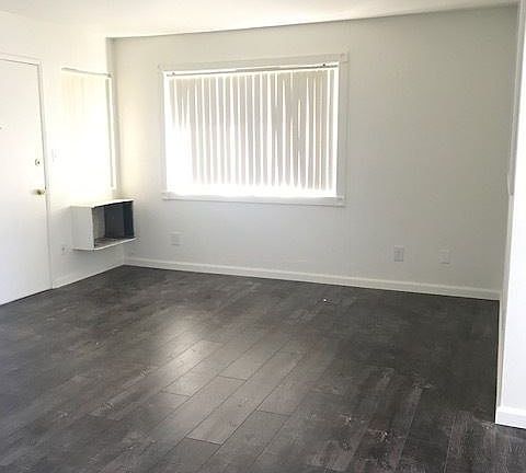4th image of 4443 Kansas St APT 1