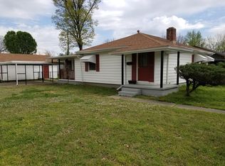 828 E St NW, Miami, OK 74354