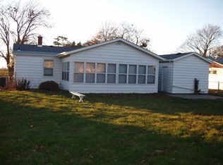 1415 5th St, Orion, IL 61273
