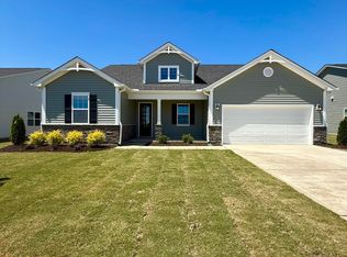 584 Providence Creek Dr, Fuquay Varina, NC 27526