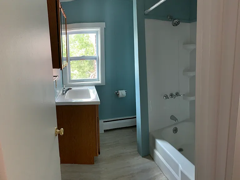 84 Grand Ave #2 — Photo 8