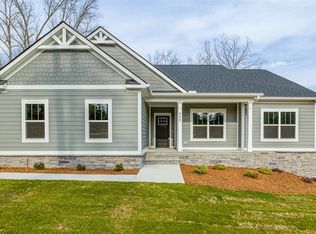 517 Sun Pointe Ct, West Union, SC 29696