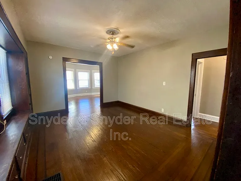 418 Crestwood Ave #1 — Photo 6