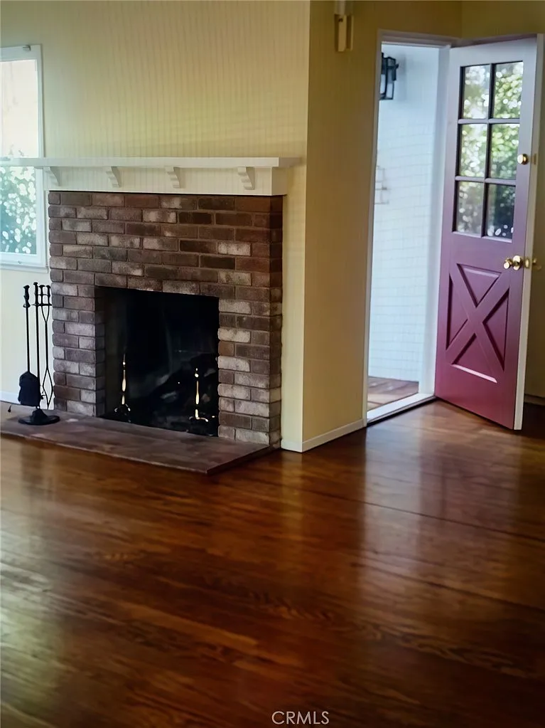 3 bed, 1405 sqft, $5,825 — Photo 4