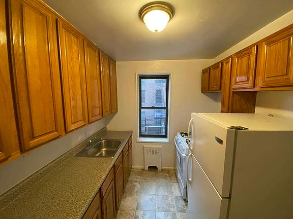 2nd image of 83-10 Lefferts Blvd #4N