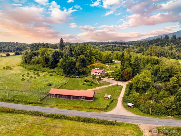 25193 Walker Valley Road, Mount Vernon, WA 98274