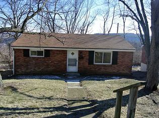 719 Darlington Rd, Carnegie, PA 15106