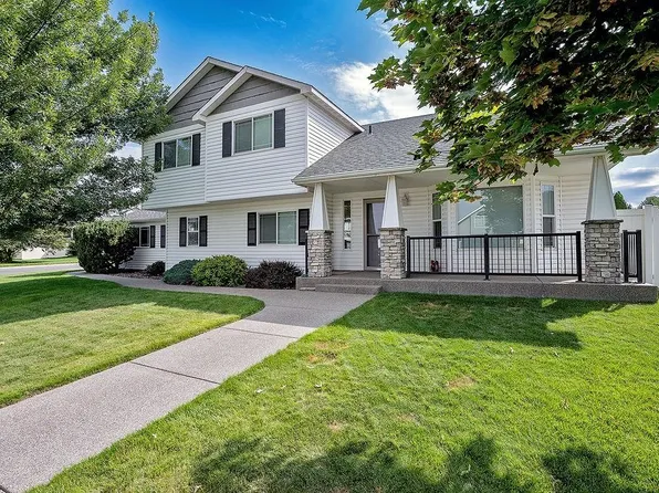 722 E Joshua Dr, Medical Lake, WA 99022