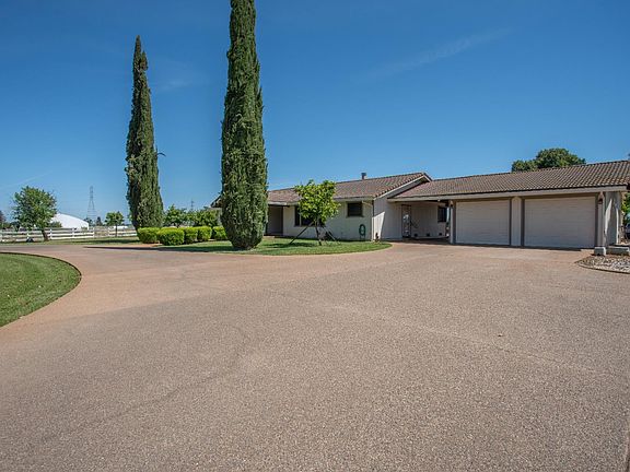 3rd image of 6323 Excelsior Rd