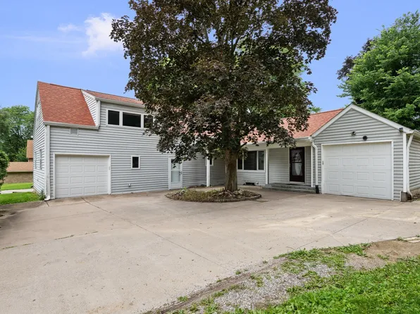 1321 46th Ave, Rock Island, IL 61201