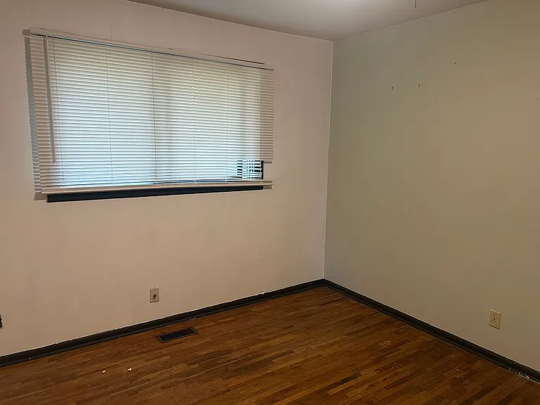 1230 Nevada St — Photo 12