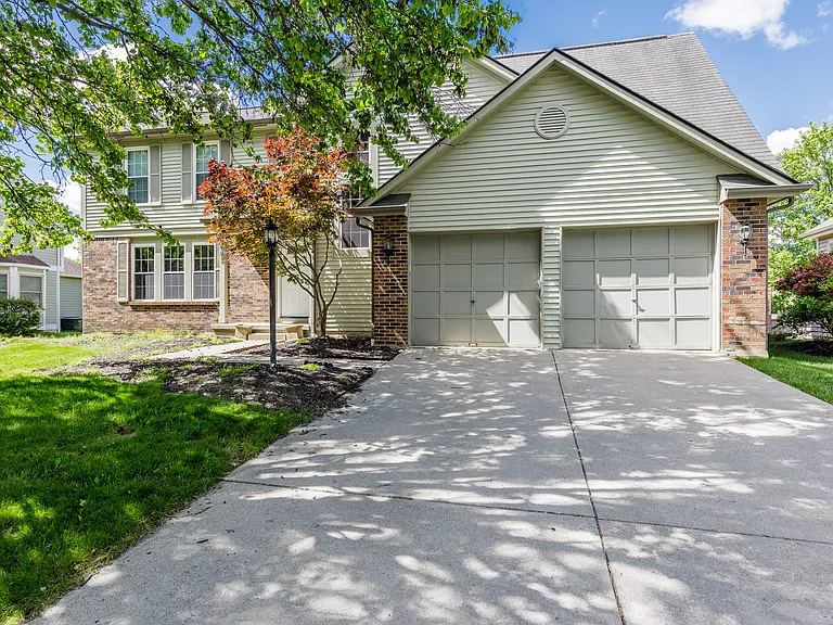 6085 Tara Hill Dr — Photo 30
