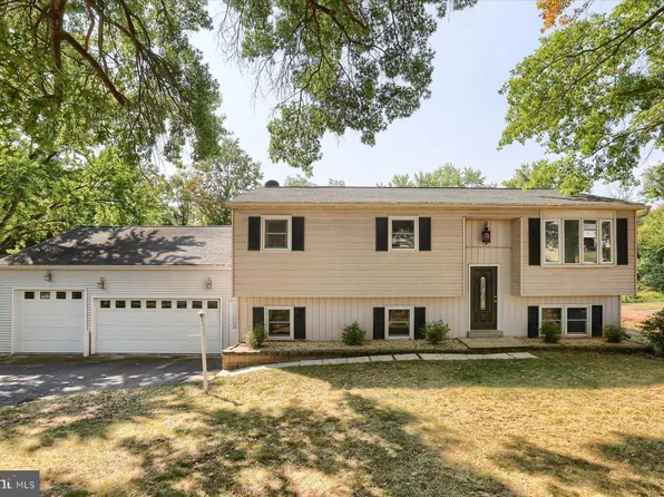 286 Kernel Ln, Etters, PA 17319