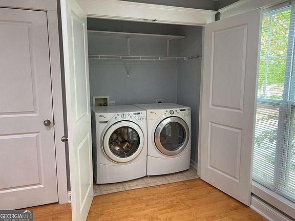 5th image of 1035 Barnett Shoals Rd APT 125