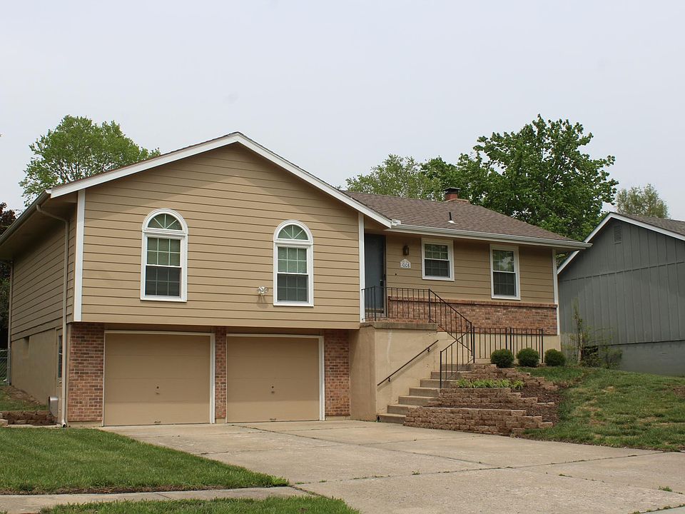1st image of 1008 NE Cedar St