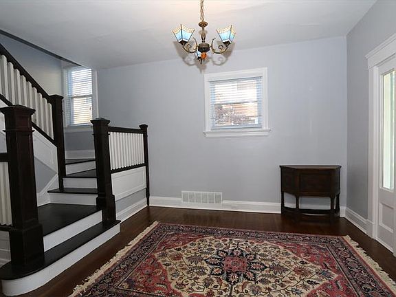 4th image of 3145 Gloss Ave