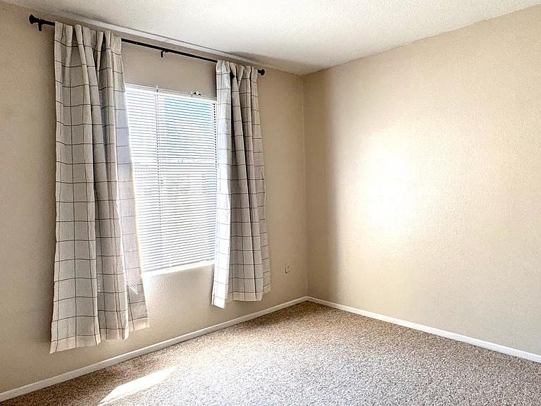 15058 Ocaso Ave — Photo 21