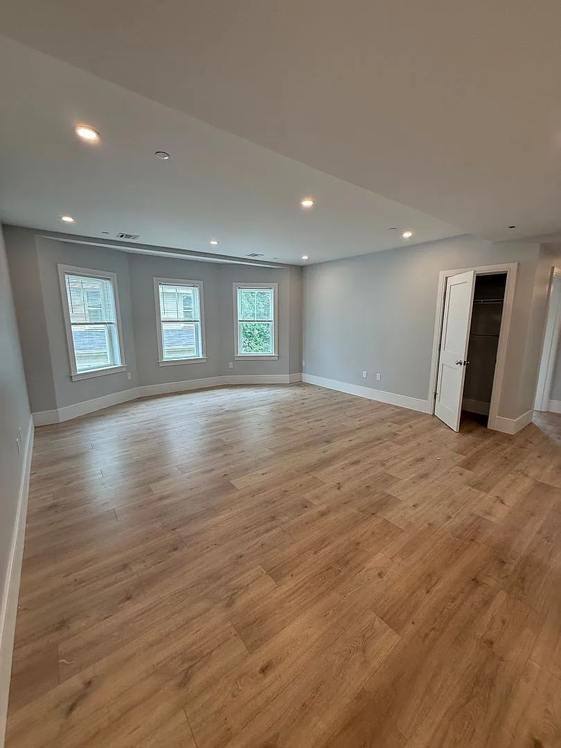 Brand New 2 bed 2 bath Lower Allston — Photo 1