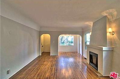 3rd image of 458 N Genesee Ave #460