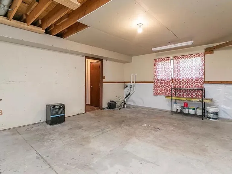 1901 N Trails Ter — Photo 10