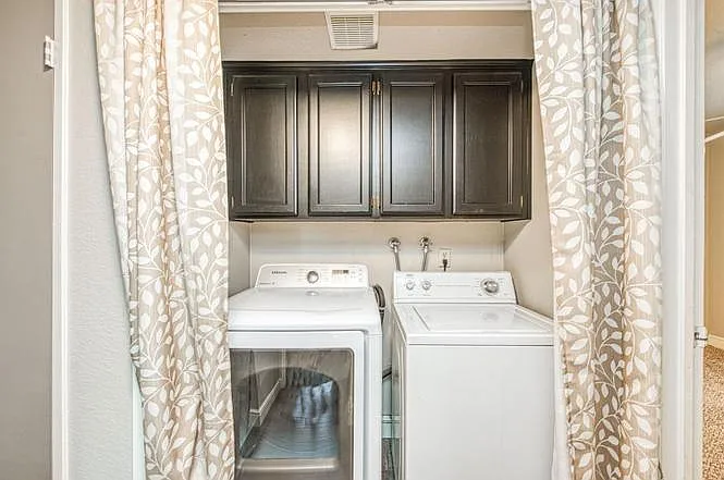 8883 N Barton Ave — Photo 9
