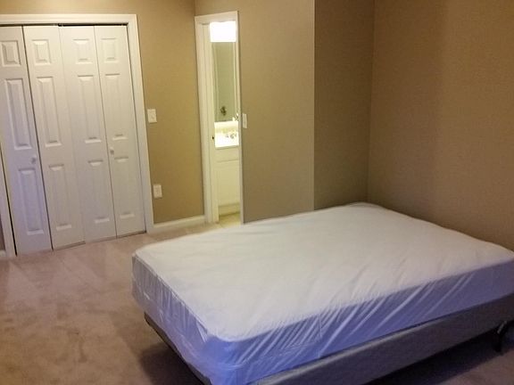 2nd image of 48 Dam St