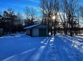 2586 Old State Rd, Weidman, MI 48893
