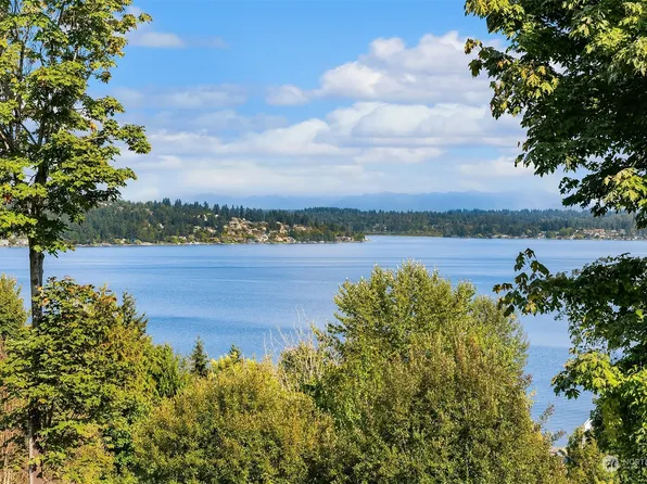8003 Sand Point Way NE #B33, Seattle, WA 98115