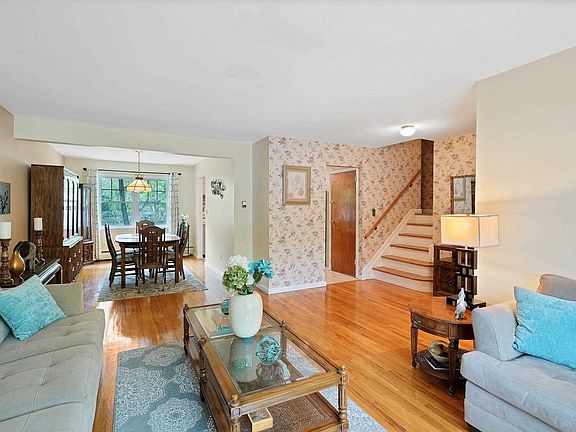5th image of 14 Morris Dr