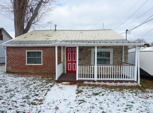 78 W 2nd St, Buckeye Lake, OH