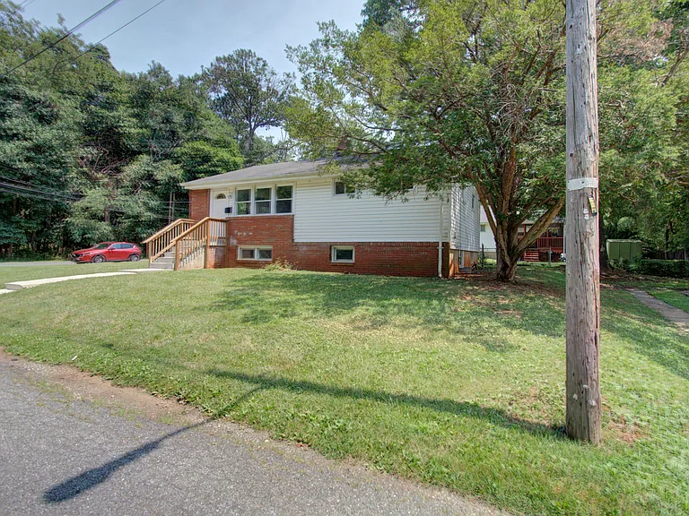 6520 Armstrong Ave — Photo 2