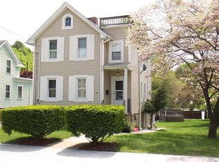 18 Locke St, Ansonia, CT 06401