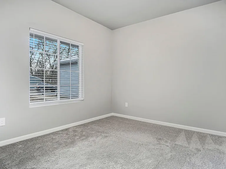611 W Marion St #8 — Photo 21