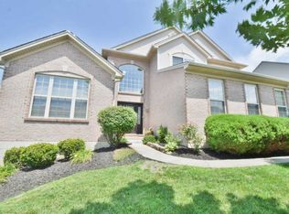 1061 Pond Ridge Cir, Hamilton, OH 45013
