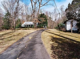 137 Holly Hill Dr, Mountain Rest, SC 29664