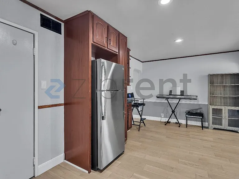 626 Foothill Dr — Photo 12