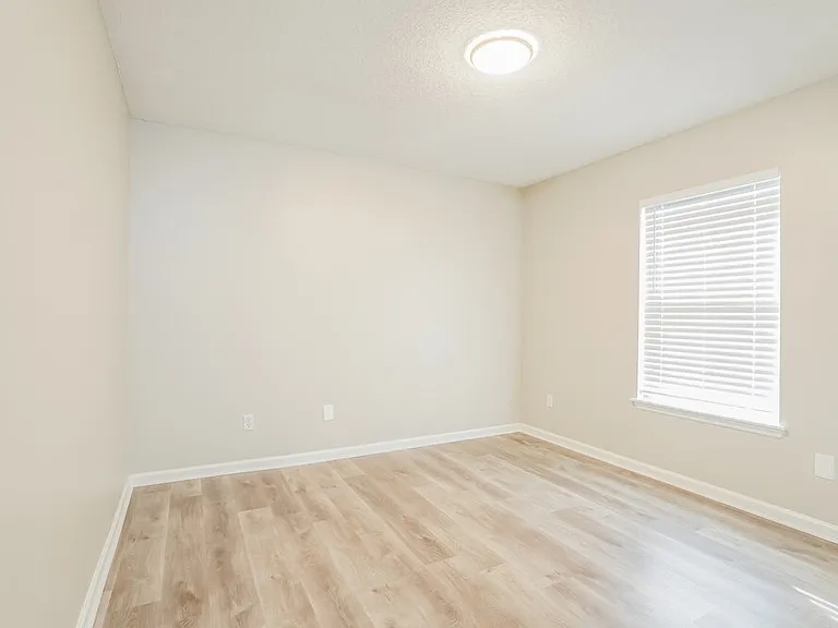 195 Dover Bluff Dr — Photo 14