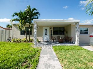2646 Fletcher Ct, Hollywood, FL 33020