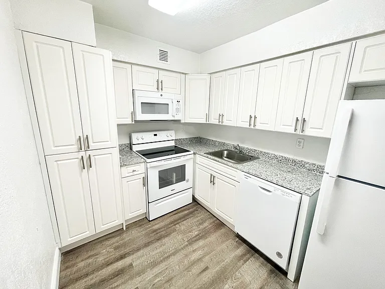 Kitchen with Granite Counter tops
