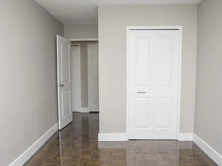2185 Sheridan Park Dr — Photo 31